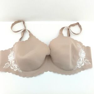Victoria's Secret Secret Embrace Scalloped Edge Nude Bra with Embroidered Floral